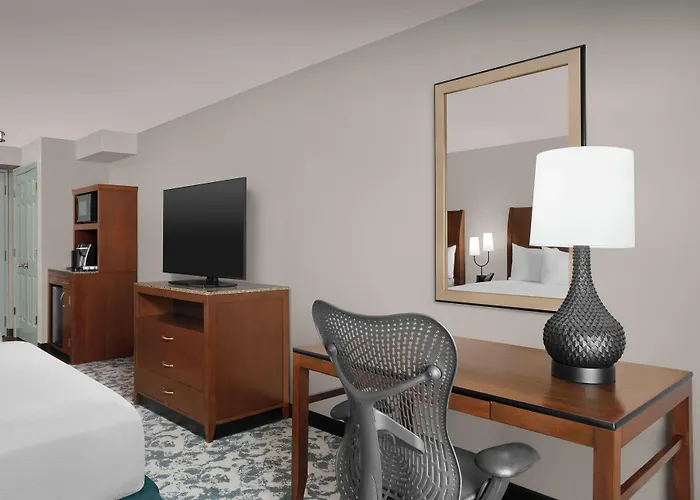 Hilton Garden 3* Hoffman Estates
